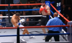 Глухим нокаутом обернулся бой непобежденного боксера из России в США. Видео