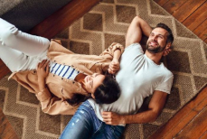 Неожиданный лидер — какое поколение признали самым счастливым в личной жизни