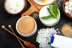 Врач предупредил о последствиях употребления добавленного сахара