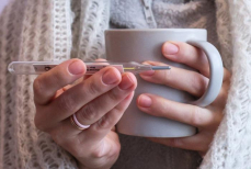 Названы банальные симптомы, говорящие о заражении ВИЧ