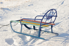 Лучшие зимние забавы на льду и снежных склонах