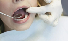 О чем могут говорить трещины на языке