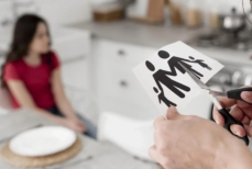 Психолог объяснил, почему сегодня рушатся браки