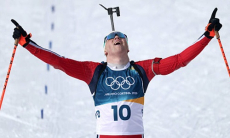 Сенсацией обернулся масс-старт в биатлоне на Олимпиаде-2026