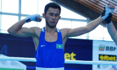 Дуэли с Узбекистаном, разгромы и дисквалификация. Как Казахстан выступил во второй день малого ЧМ-2026 по боксу