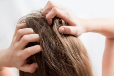 Влияет ли зима на состояние волос и кожи