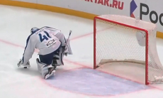 «Барыс» вел в счете 2:0 и проиграл четвертый подряд матч КХЛ