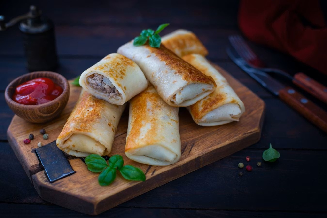 Названы идеальные начинки для блинов тем, кто худеет