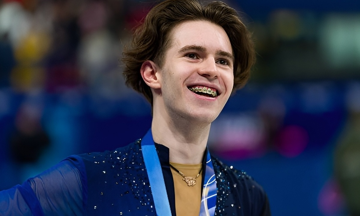 Американские фанаты ждут от Михаила Шайдорова легендарного панду. Видео