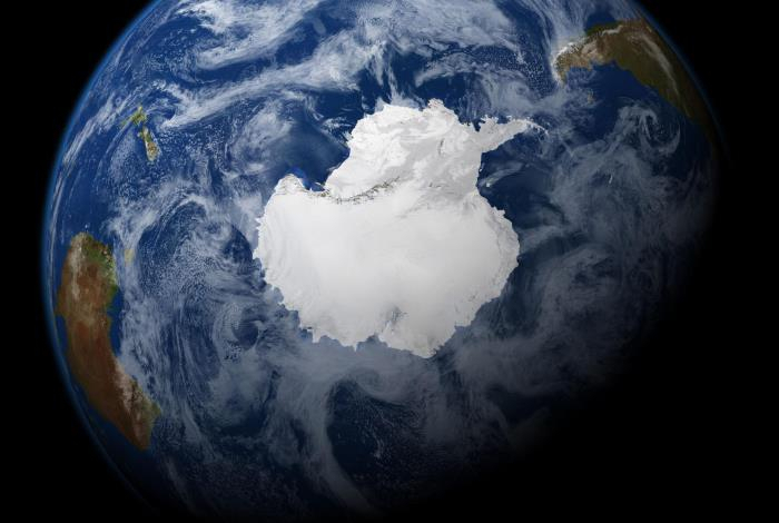 Антарктида над «гравитационной дырой» — ученые раскрыли тайну ледяного континента