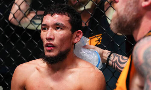 Дебютанту UFC из Казахстана указали на проблемы