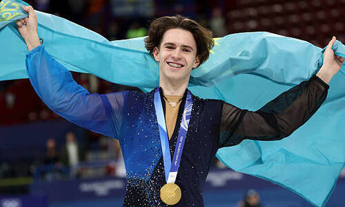 Стала известна зарплата Михаила Шайдорова 