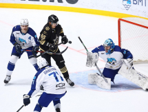 Фоторепортаж с матча КХЛ «Адмирал» — «Барыс» 1:2