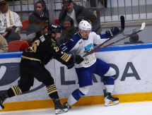 Фоторепортаж с матча КХЛ «Адмирал» — «Барыс» 1:2