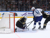 Фоторепортаж с матча КХЛ «Адмирал» — «Барыс» 6:2