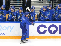 Фоторепортаж с матча КХЛ «Барыс» — «Адмирал» 2:6