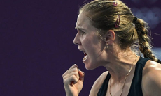 Разгром 6:2, 6:2 зафиксирован на турнире в Индиан-Уэллсе с участием Рыбакиной