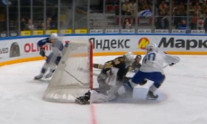 Видео шайб матча КХЛ «Адмирал» — «Барыс» 1:2