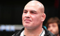 Экс-чемпион UFC сделал первое заявление после освобождения