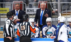 «Три с минусом». Сергей Шавернев оценил выездную серию и сезон «Барыса» в КХЛ