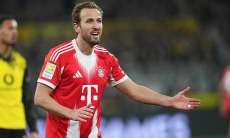 «Бавария» осталась вдевятером и прервала победную серию