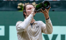 Александр Бублик рассказал о гулянке за день до матча с лучшим теннисистом мира