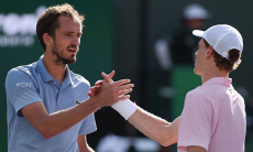 В двух сетах решился исход драматичного финала турнира в Индиан-Уэллсе