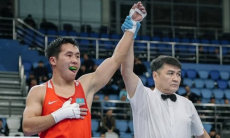 Боксёр сборной Казахстана проведёт первый за три года бой в профи