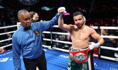 Звезда бокса из Узбекистана в третий раз может лишиться боя за титул чемпиона мира