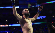 «Будет доминировать». В UFC озвучили сценарий боя Хамзат Чимаев — Шон Стрикленд