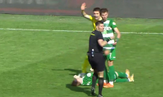 Одноклубник Самородова и Кенжебека потерял сознание и был госпитализирован во время матча