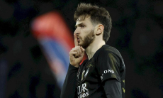 Стала известна реакция Хвичи Кварацхелия на интерес «Арсенала»