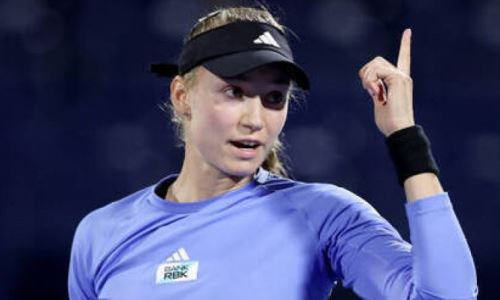 Елена Рыбакина расстроила пятую ракетку мира
