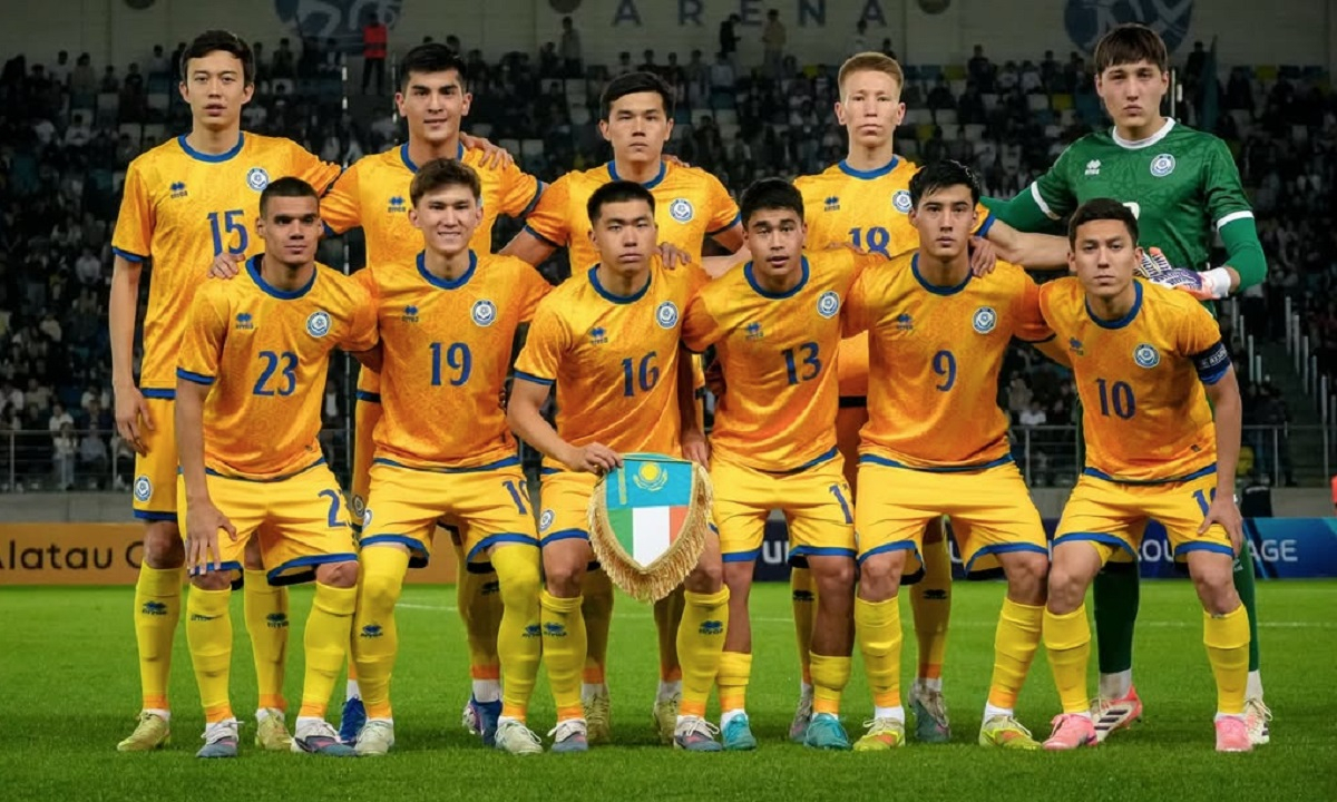 Какое место занимает молодежная сборная Казахстана в отборе Евро-2027 по футболу
