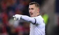 Казахстанскому голкиперу озвучили шансы на чемпионство в Европе