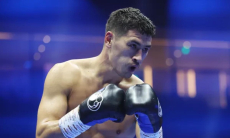 Тренер Дмитрия Бивола объяснил отказ от боя в андеркарде Александра Усика