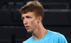 Казахстанский теннисист победил 6:3, 6:1 и вышел в полуфинал