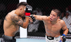 Асу Алмабаева предупредили перед боем с американцем в UFC