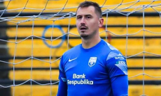 Обладатель зарубежного Кубка объявил решение по вратарю сборной Казахстана