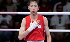 Олимпийская чемпионка по боксу побывала в нокдауне и лишилась финала ЧА-2026