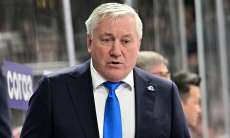 «Барыс» объявил о продлении контракта с Михаилом Кравцом