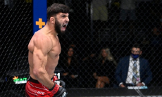 Назван победитель боя Хабиб Нурмагомедов — Арман Царукян