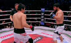 Нокаутом завершился поединок бойцов из Казахстана и Узбекистана