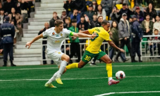 Фоторепортаж с матча Премьер-Лиги «Тобол» — «Кайрат» 1:1