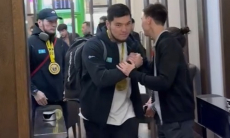 В Казахстане встретили сборную по боксу после победы на ЧА-2026