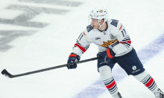 Гол и передачи казахстанцев принесли «Металлургу» победу в плей-офф КХЛ