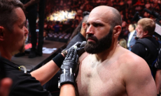 В России дали совет Азамату Мурзаканову после первого поражения в карьере