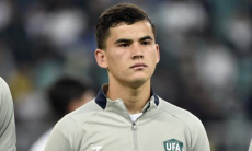 Футболист сборной Узбекистана перенёс операцию