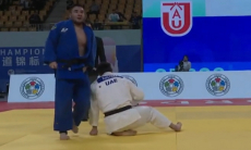 Нурлыхан Шархан уступил в полуфинале и поборется за «бронзу» ЧА-2026 по дзюдо