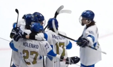 Казахстан обыграл Венгрию на старте юношеского чемпионата мира по хоккею